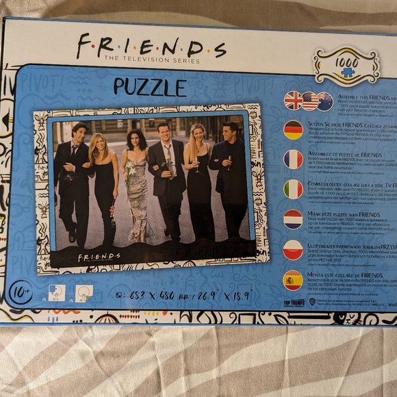 Friends 1000 Piece Puzzle - Picture 2 of 2